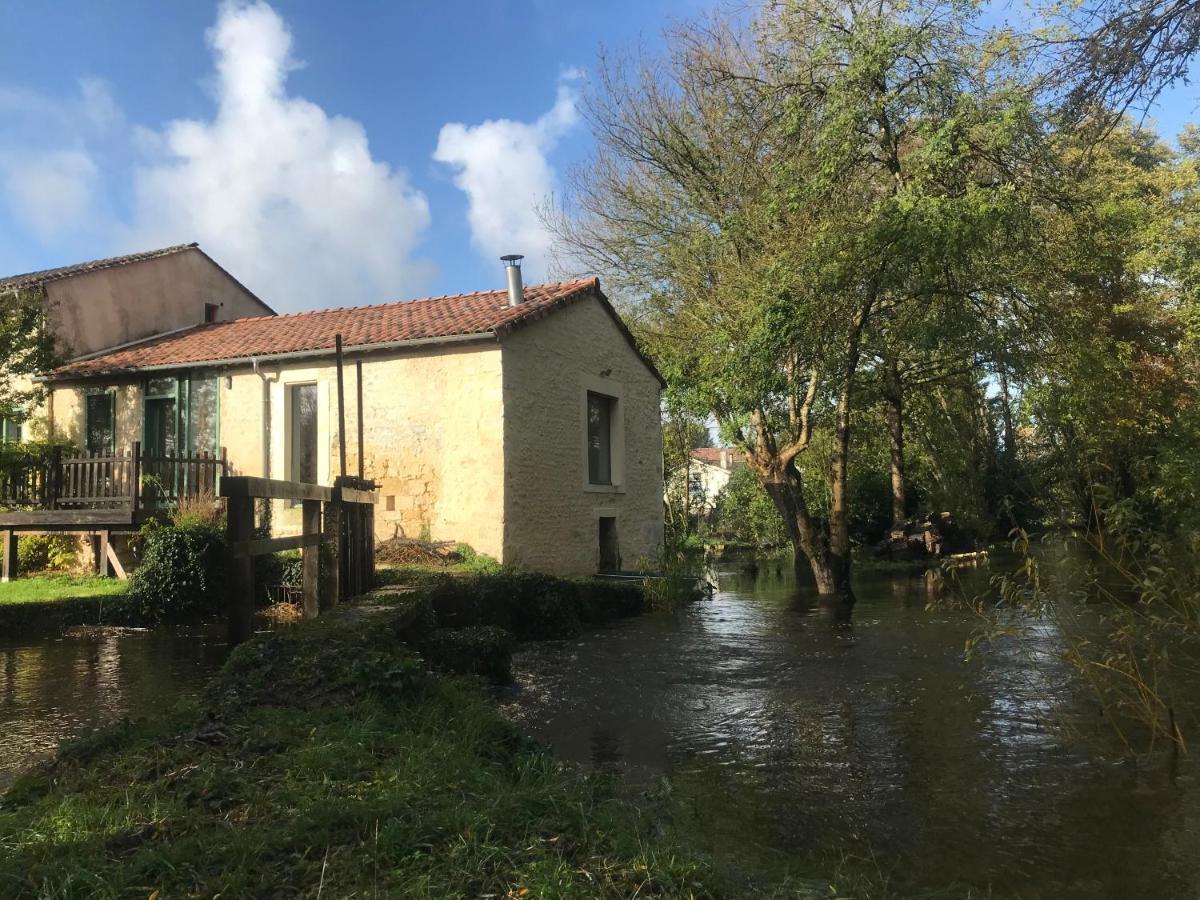 Ancien Moulin A Eau Sur La Seugne Apartment Mosnac  Екстериор снимка